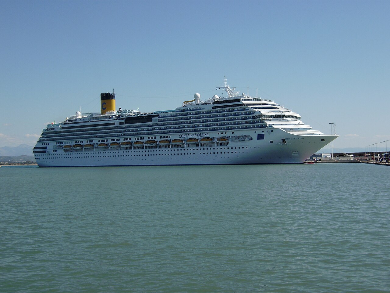 Costa Favolosa