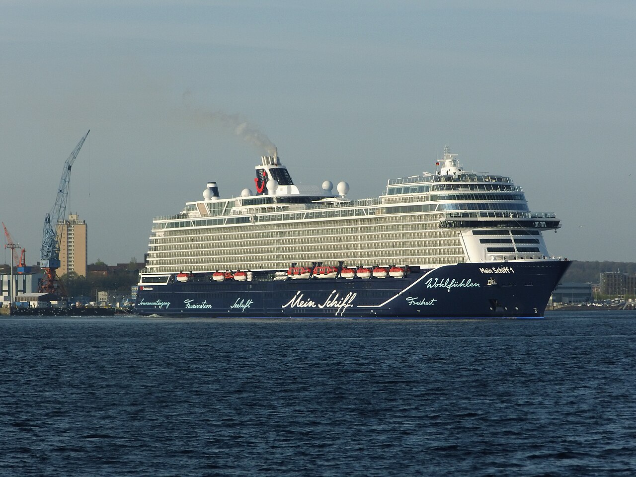 Mein Schiff 1